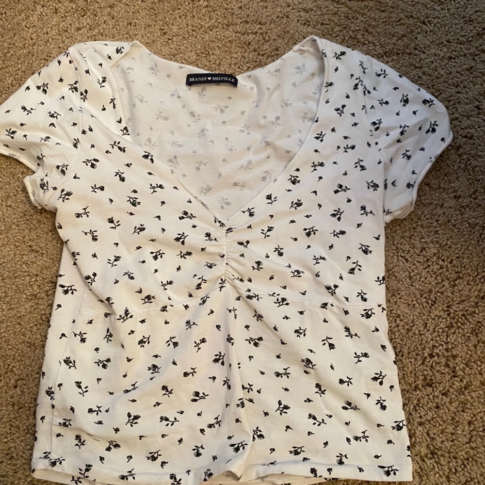 Brandy Melville crop top